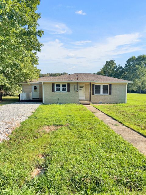 135 Curtis Ln New Johnsonville TN 37134
