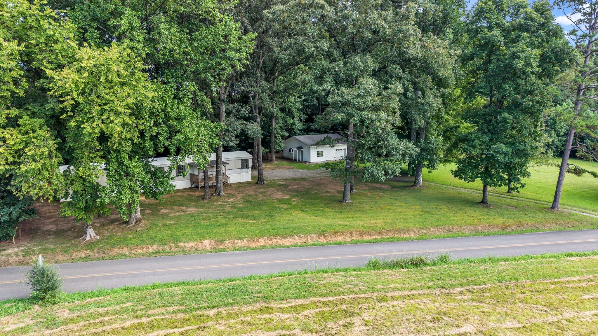 412 Weese Rd SE