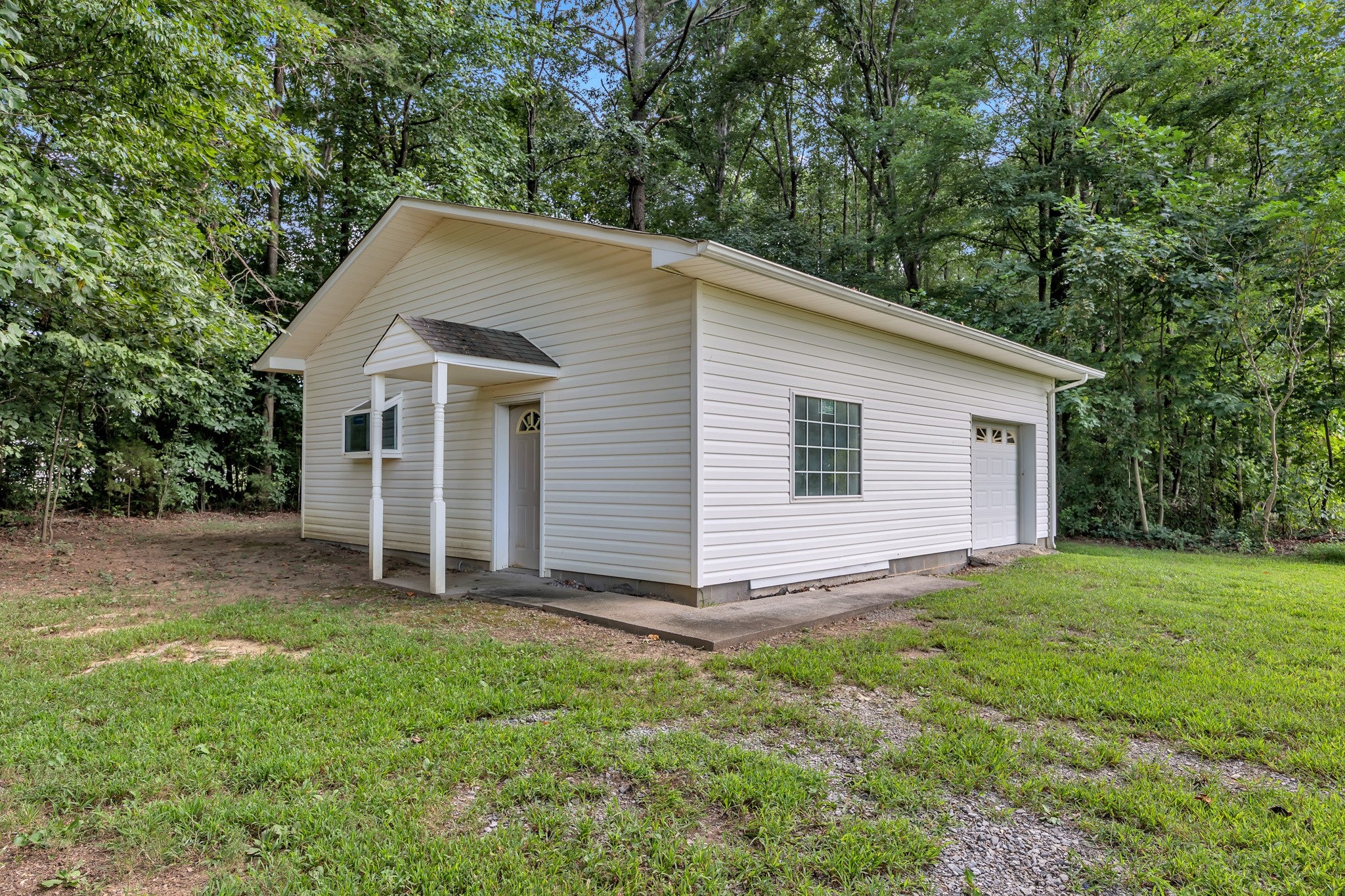 412 Weese Rd SE