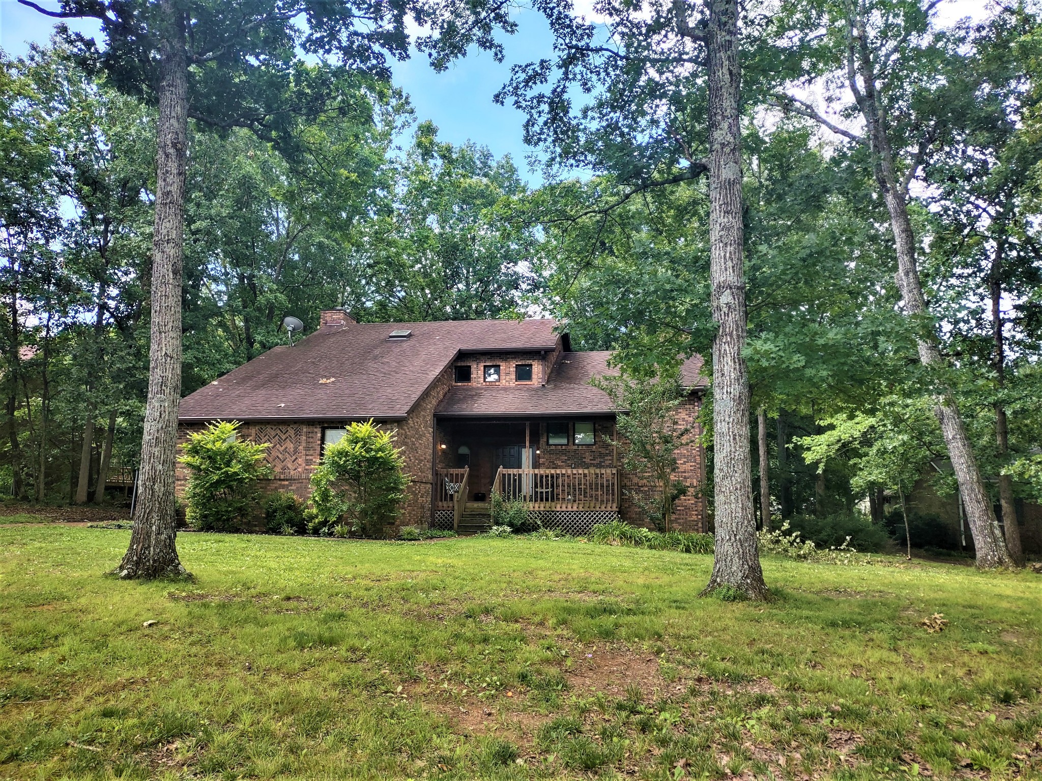 Photo 1 of 19 of 413 Southwinds Dr house