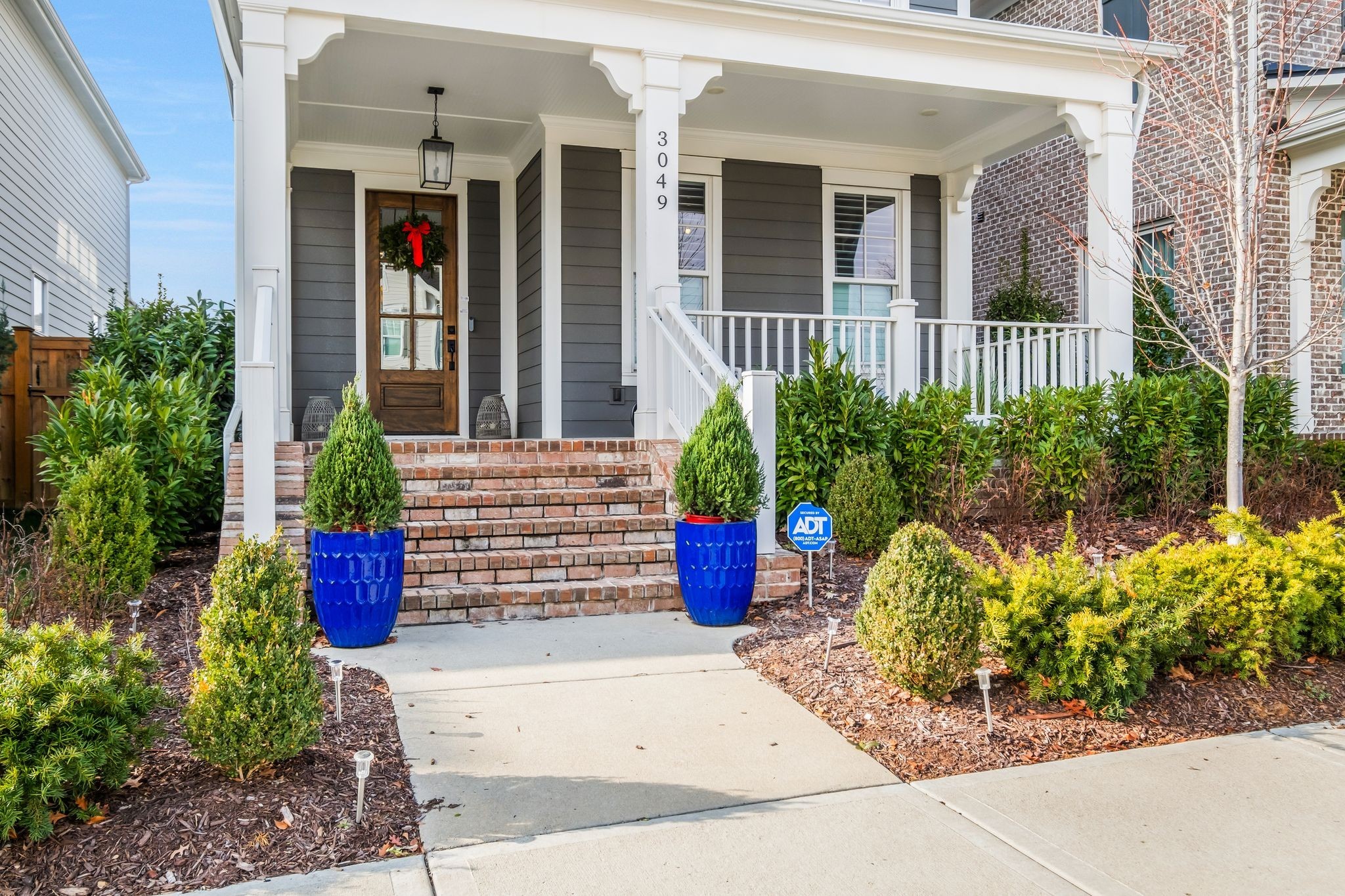 3049 Long Branch Cir