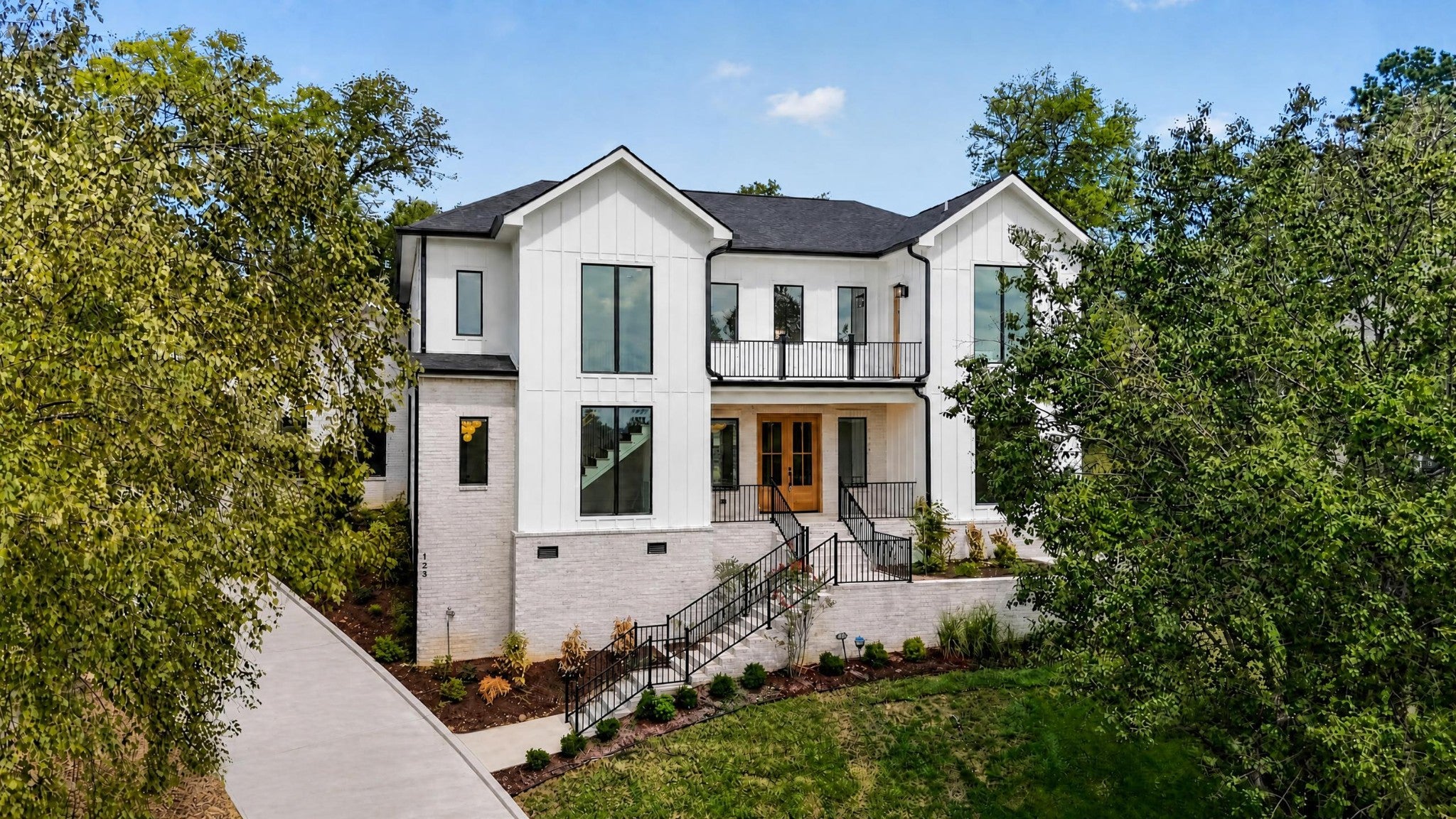 123 Glen Leven Way
