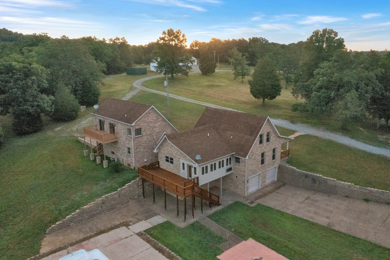5005 Gracey Sinking Fork Rd