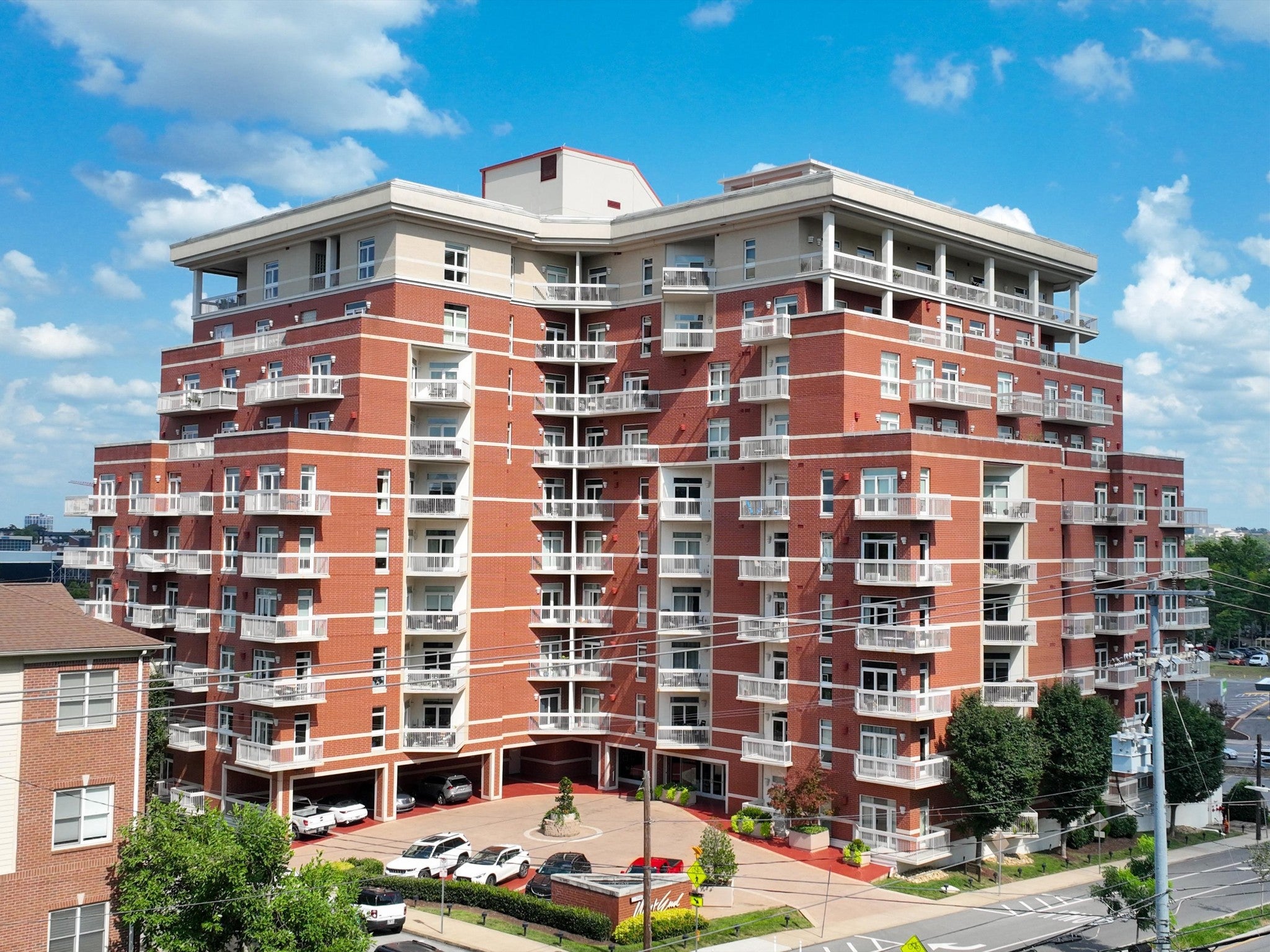110 31st Ave N 102