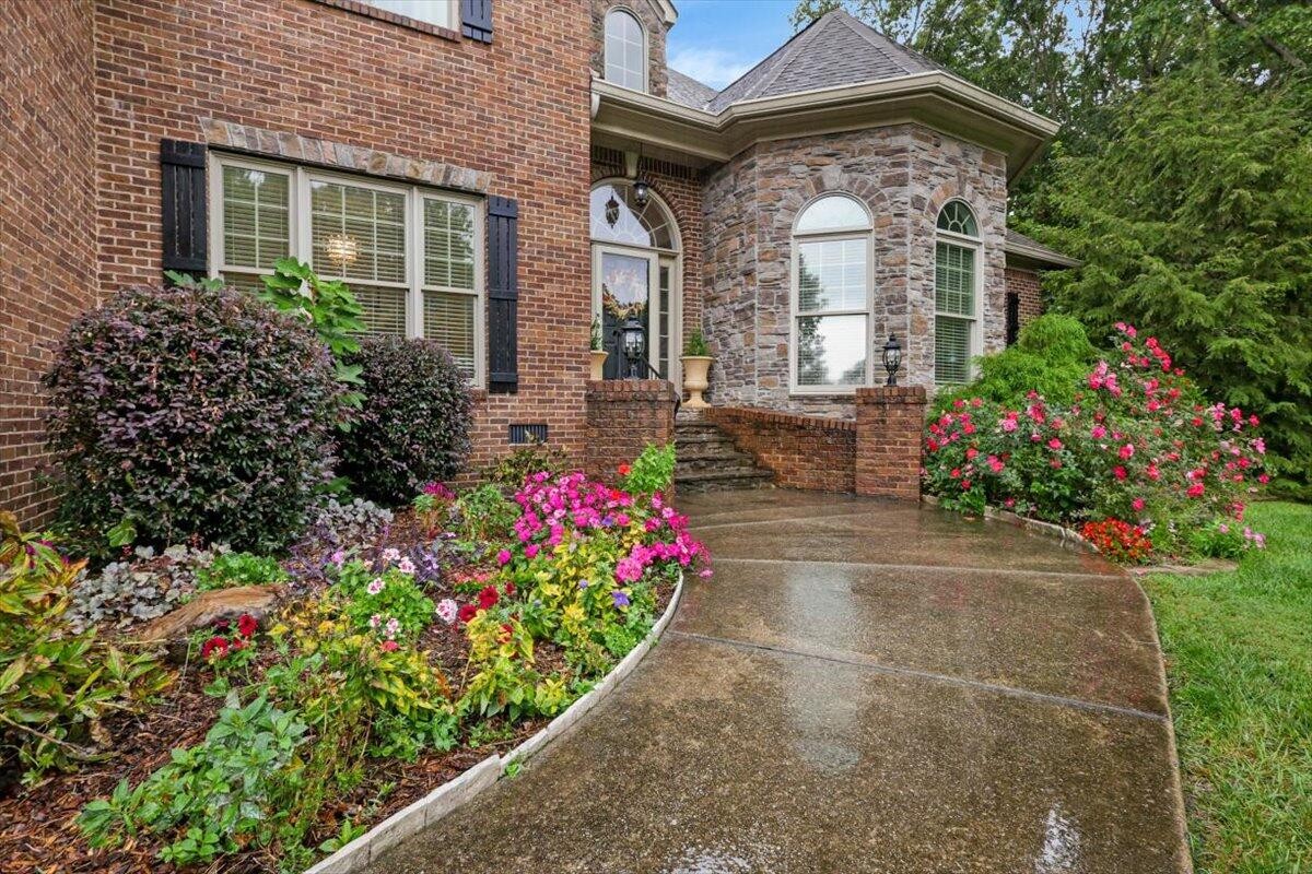 3349 Cloudcrest Trail