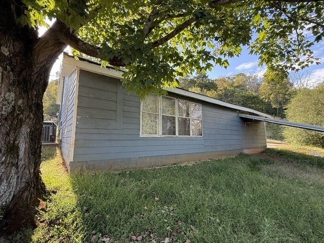 2300 Walker Cove Rd