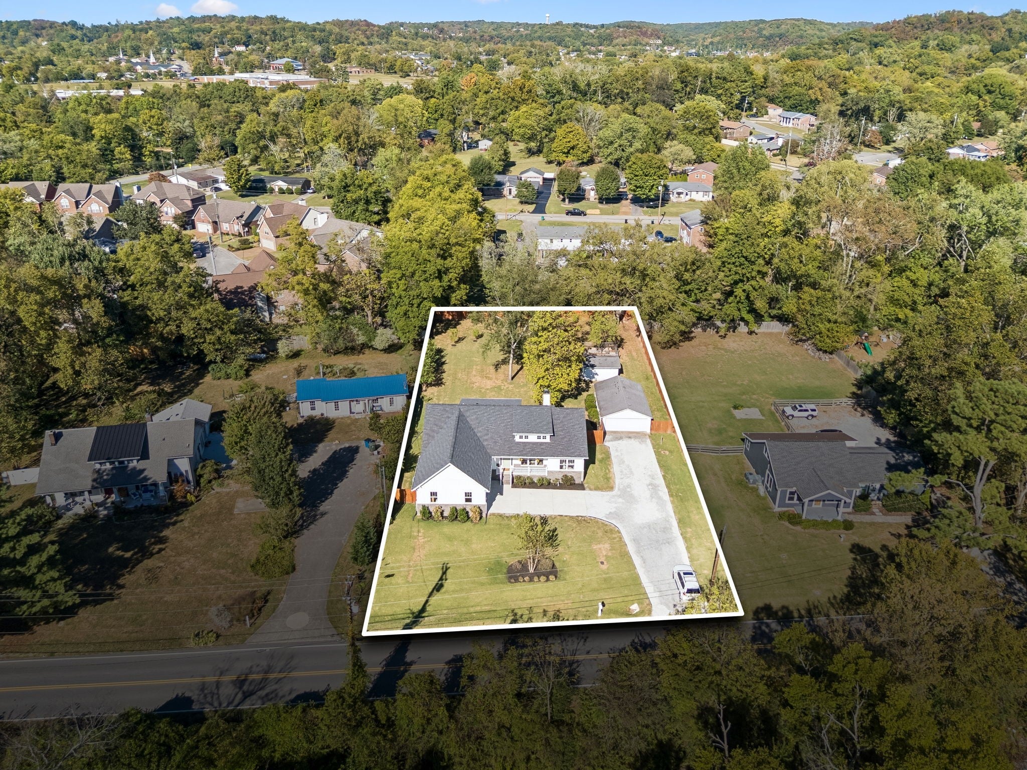 352 Bellevue Rd S