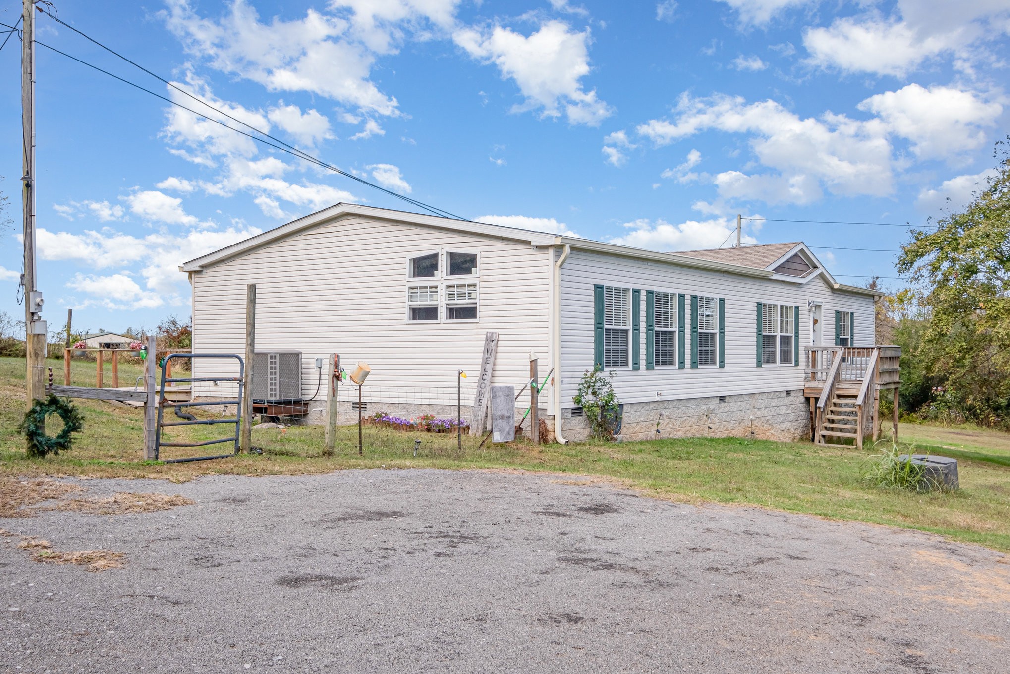 1241 Littleton Ranch Rd