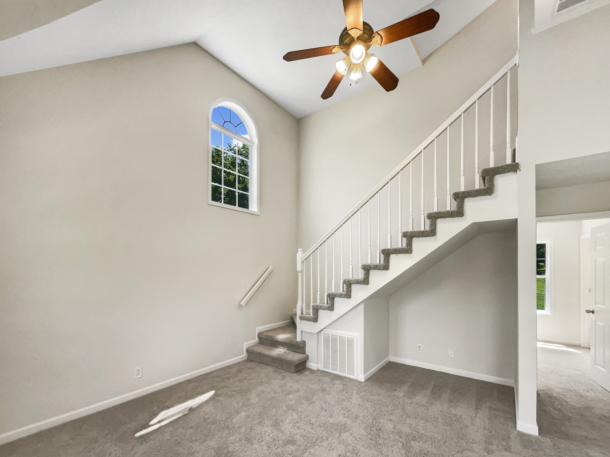 1666 Sparkleberry Dr