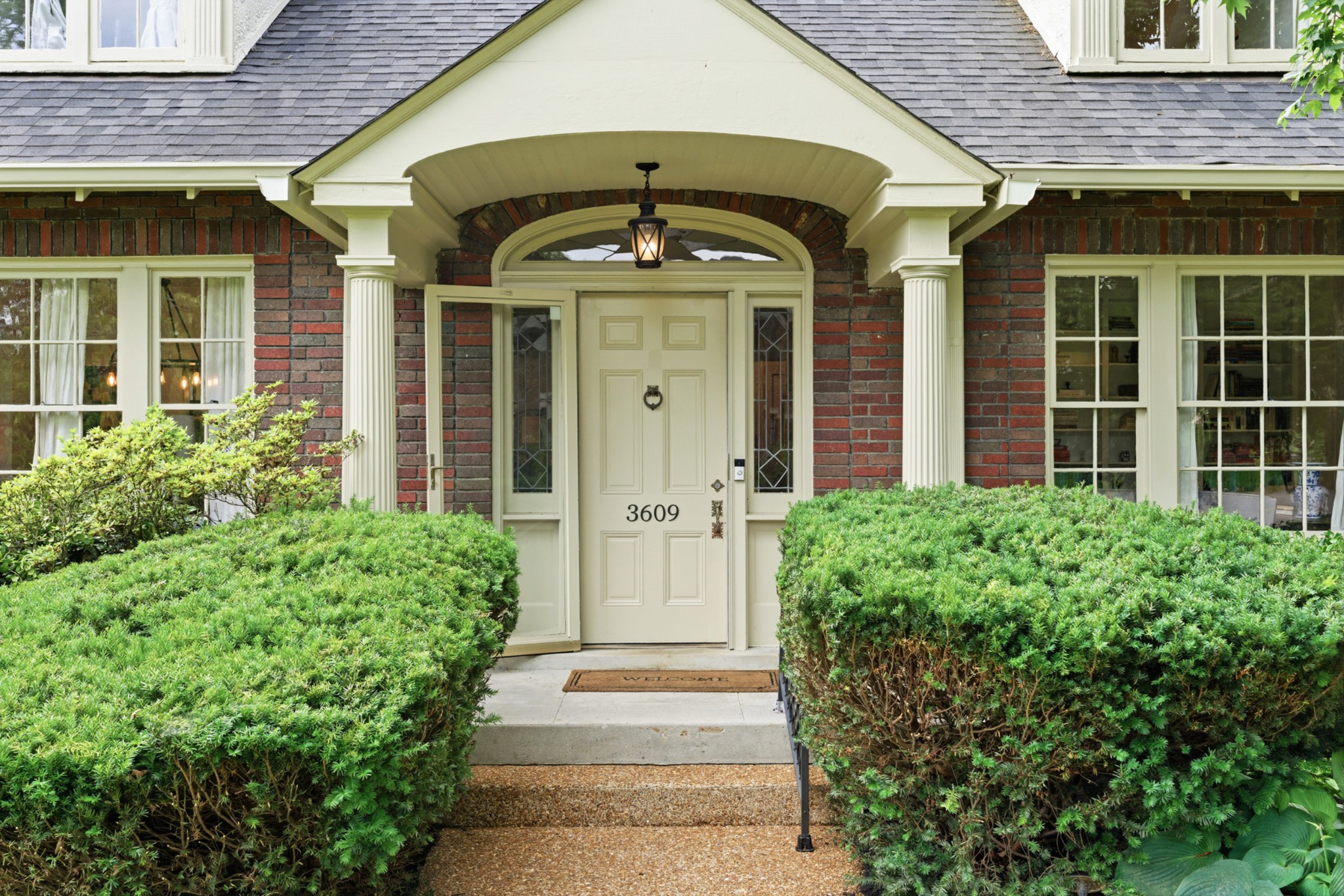 3609 Saratoga Dr