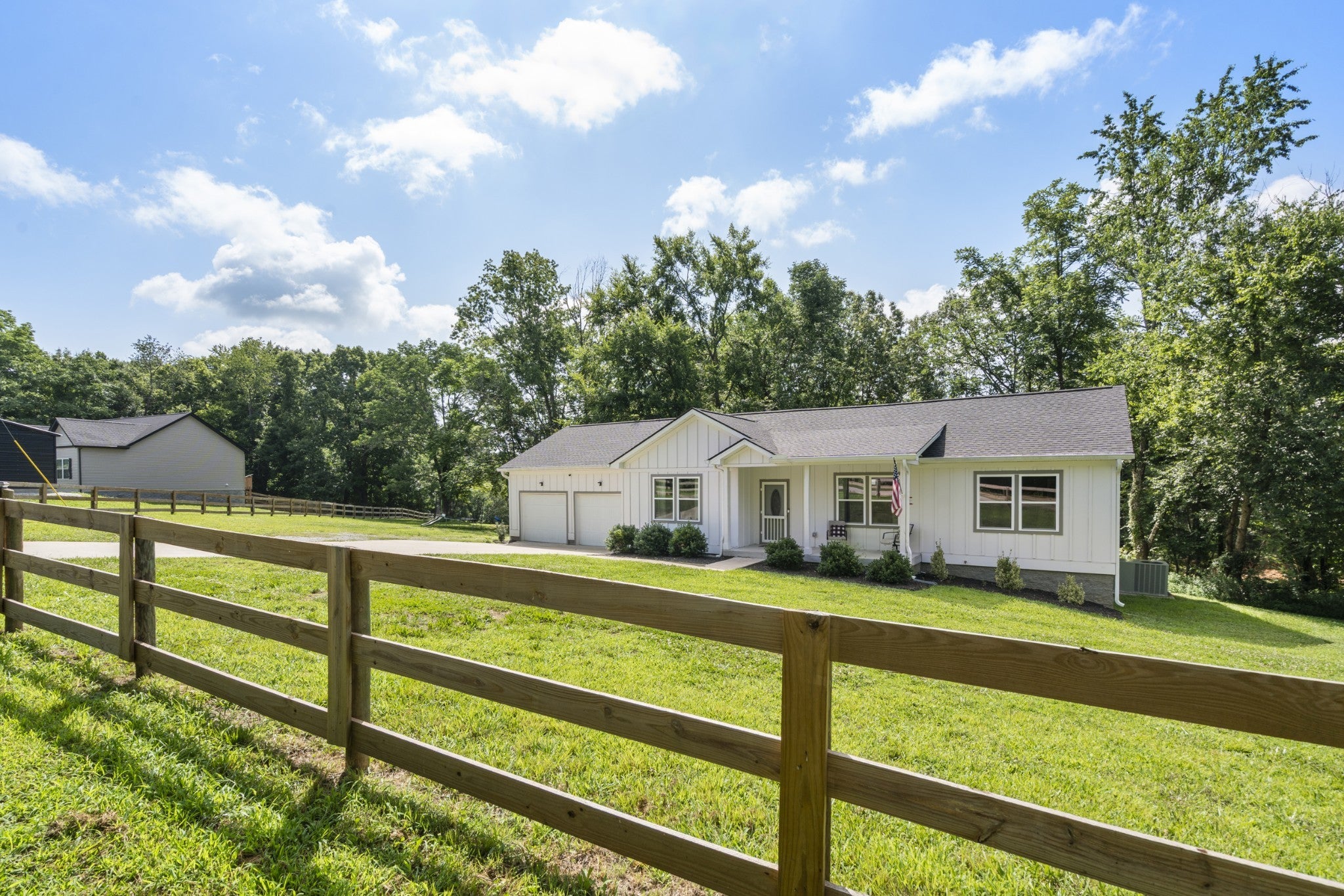 1505 E Piney Rd