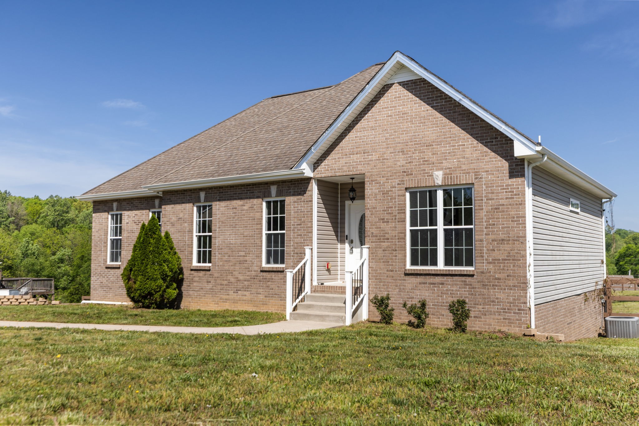 980 Ernest Stewart Dr