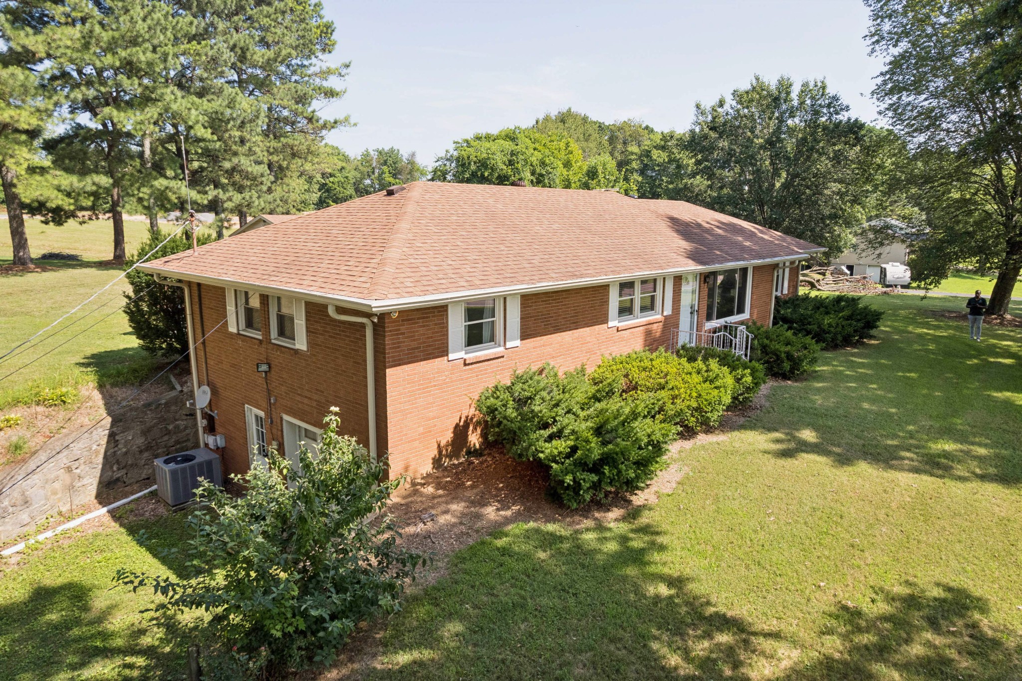 4272 Highway 49 W
