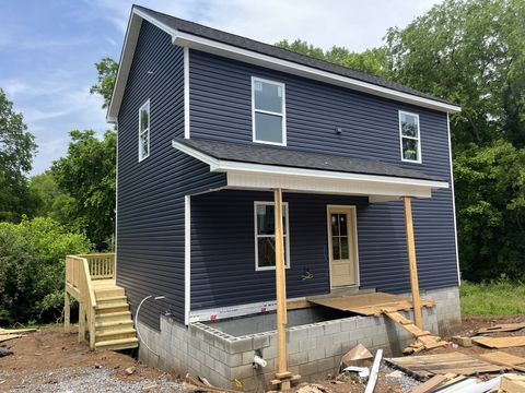 1217 Dodd St Clarksville TN 37040