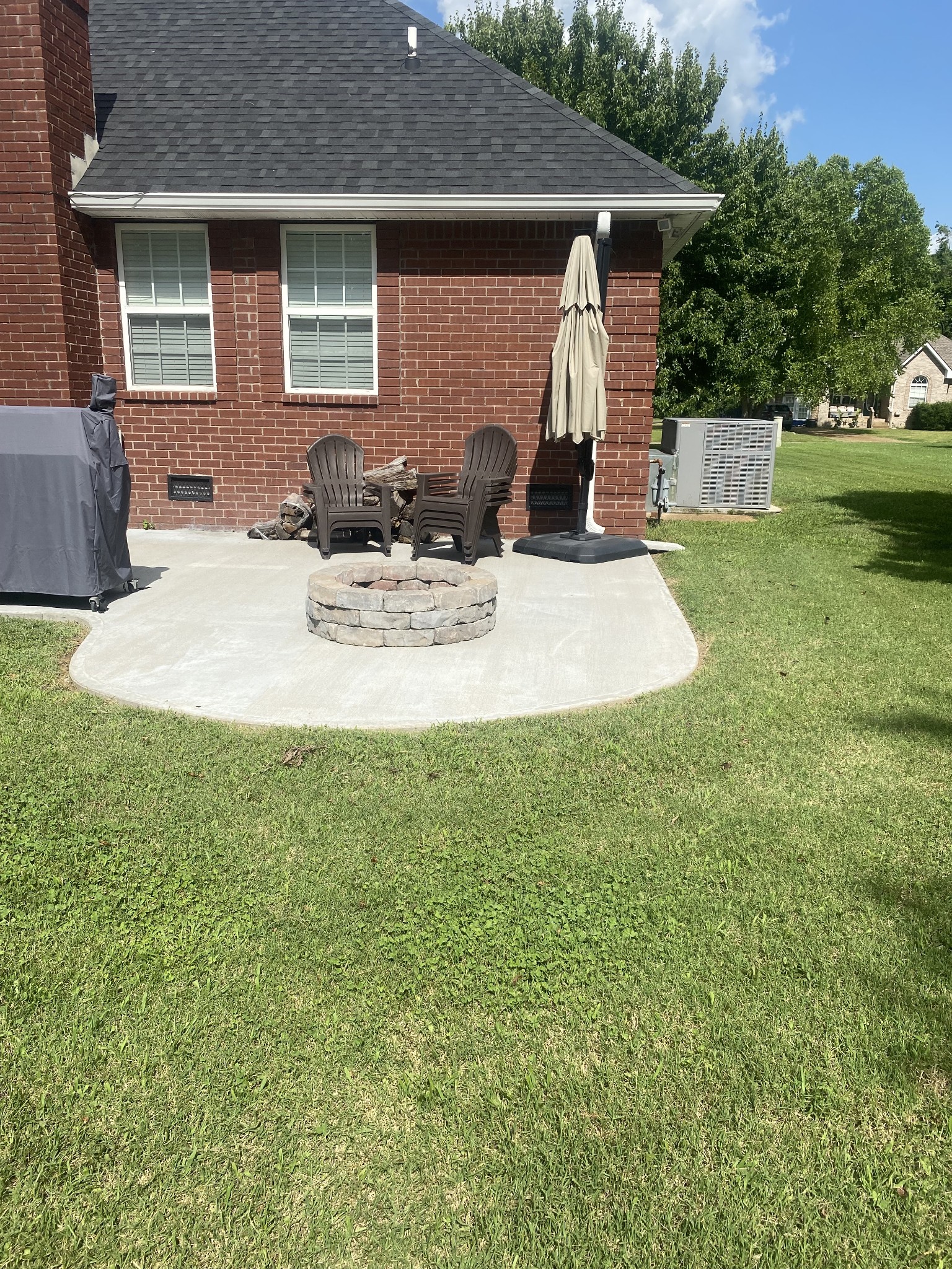 102 Grassmere Ct