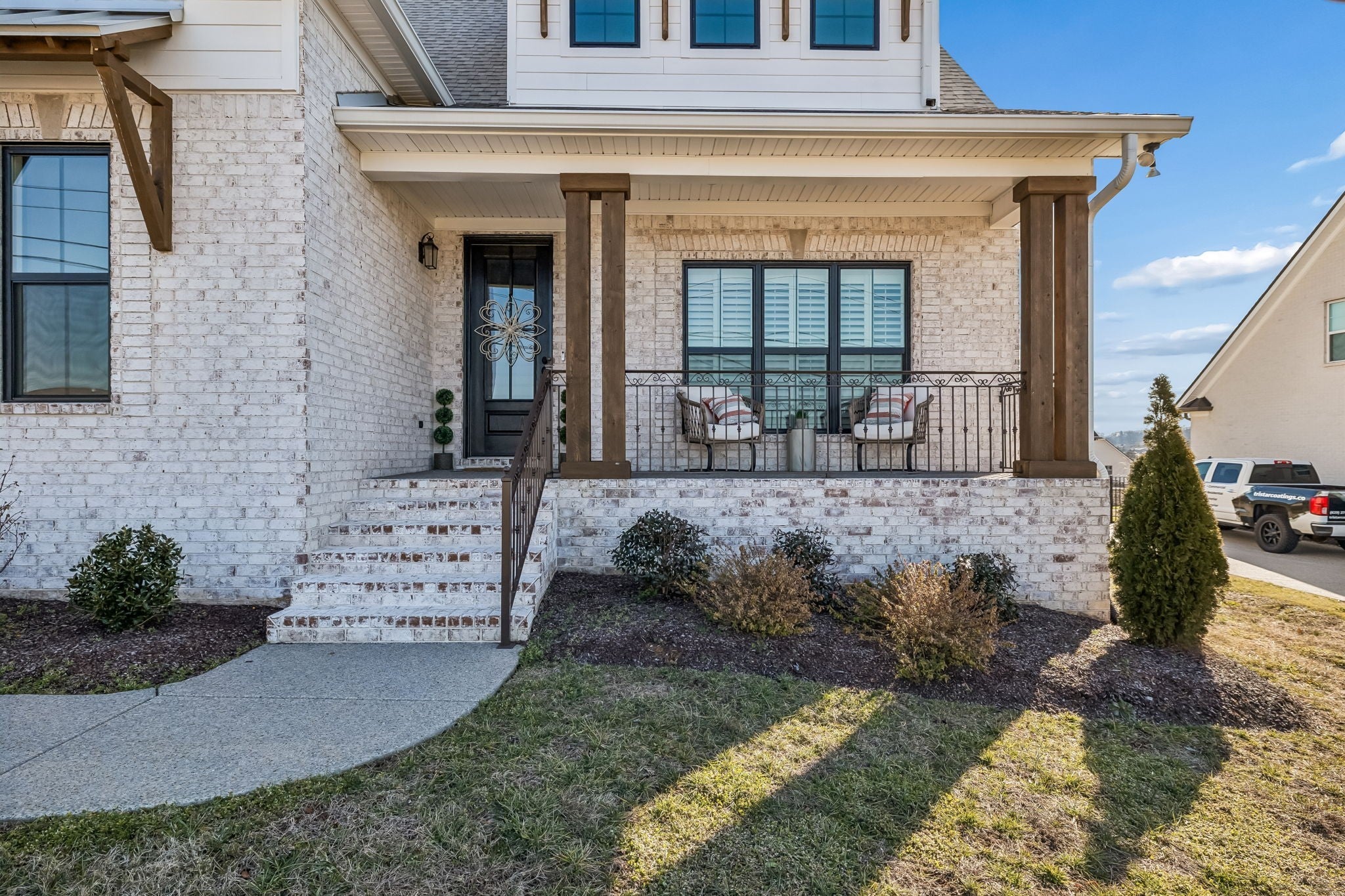 1109 Joe Martin Ln