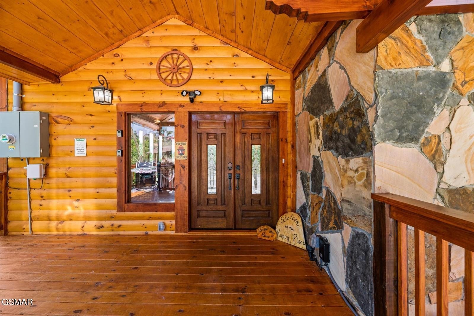 720 Pinecrest Drive