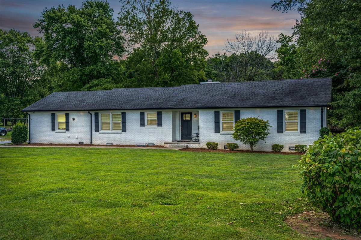 751 Rucker Ln