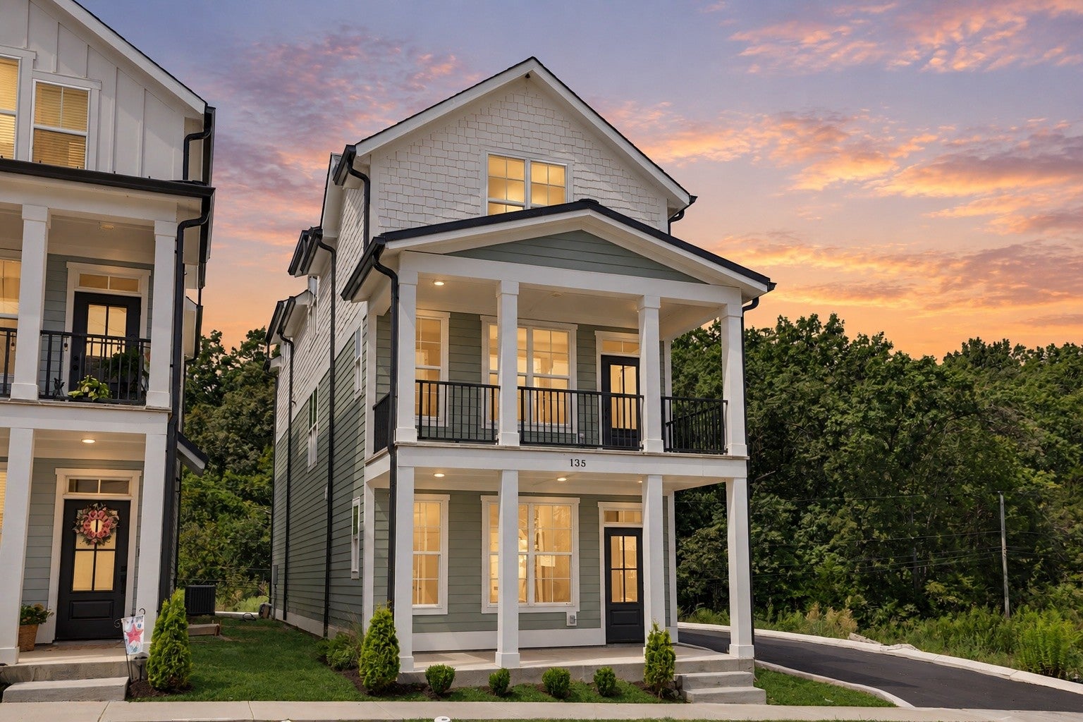4-bed condo for sale in Nashville, TN 37209, 135 Stella Dr 135 Stella Dr, Nashville TN 37209 4-bed condo, photo 2 of 46