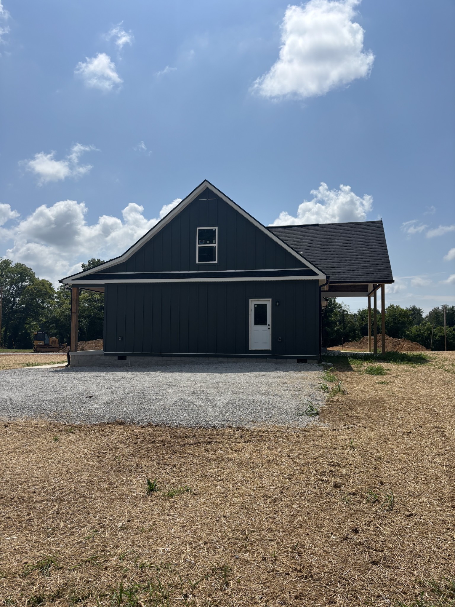 33 Evans Rd