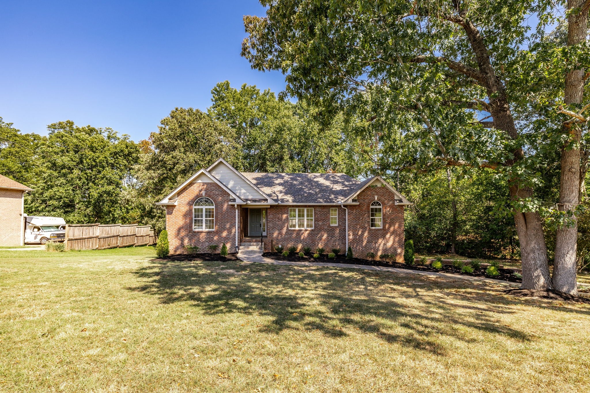 3005 Lana Ln