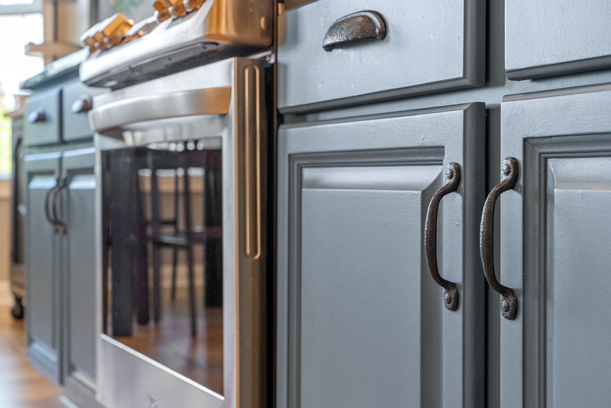 Clarksville, Tennessee 37043, United States, 4 Bedrooms Bedrooms, ,4 BathroomsBathrooms,Residential,Pending,204403