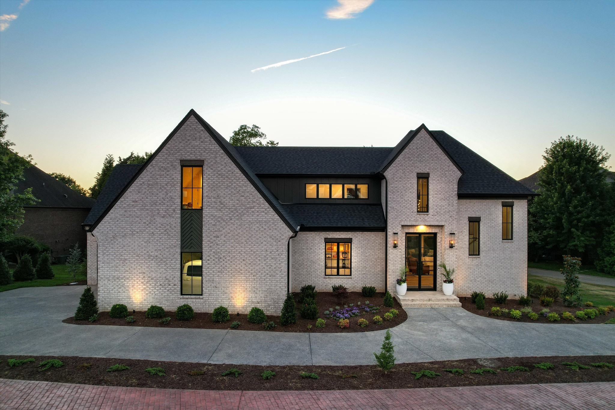843 Plantation Blvd