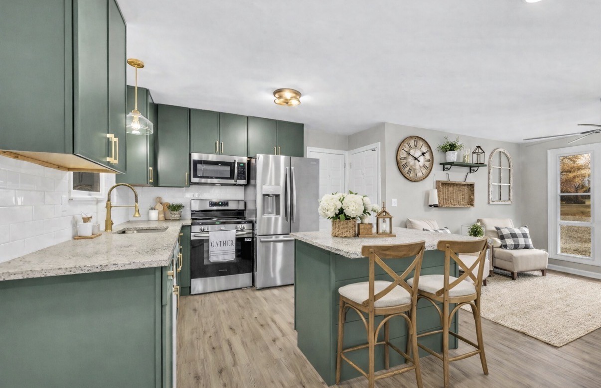 2525 Jarrell Ridge Rd