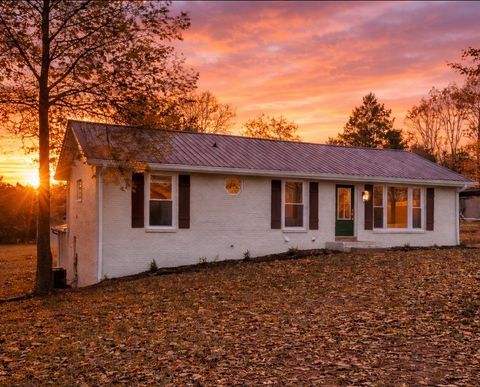 2525 Jarrell Ridge Rd Clarksville TN 37043