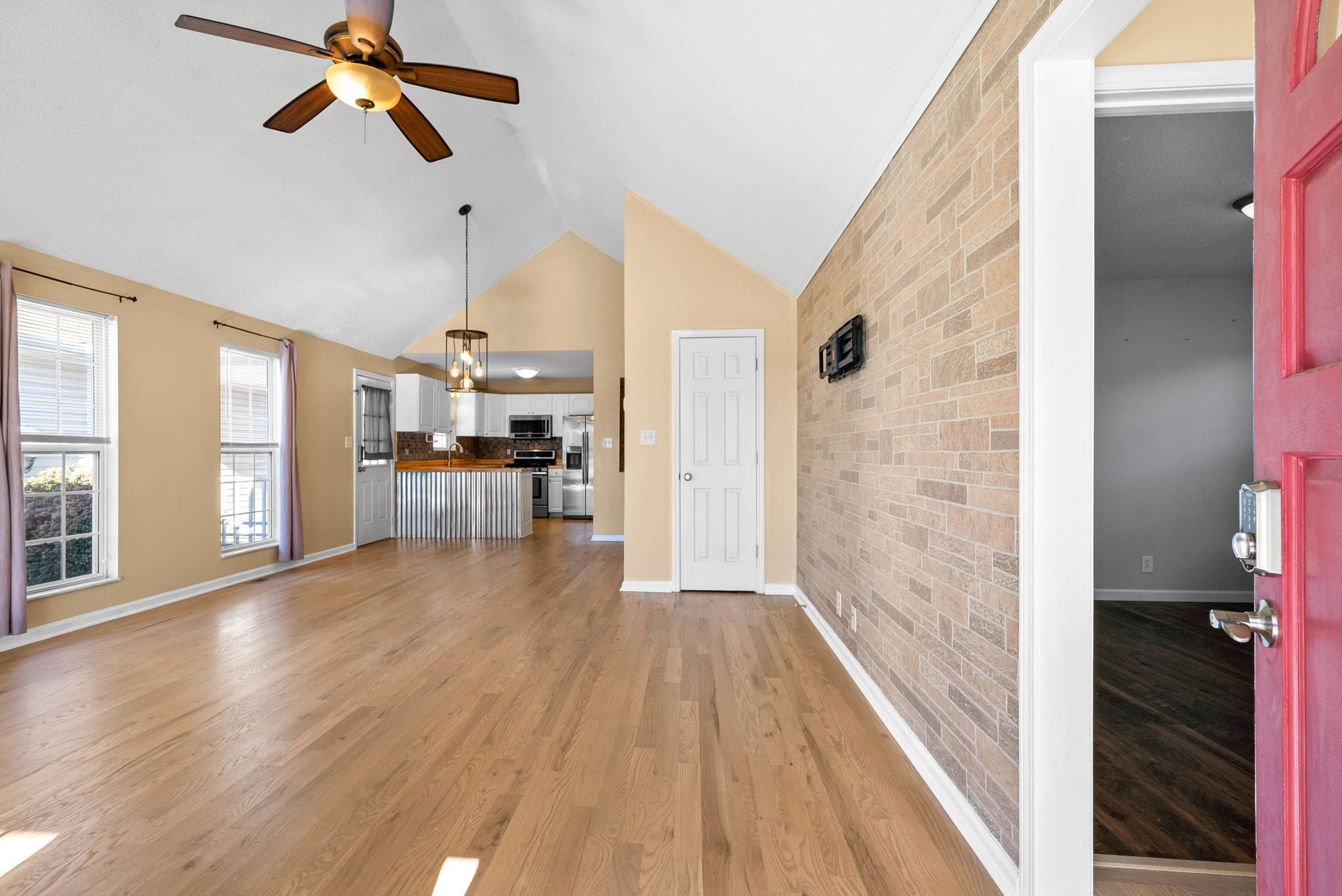 326 White Birch