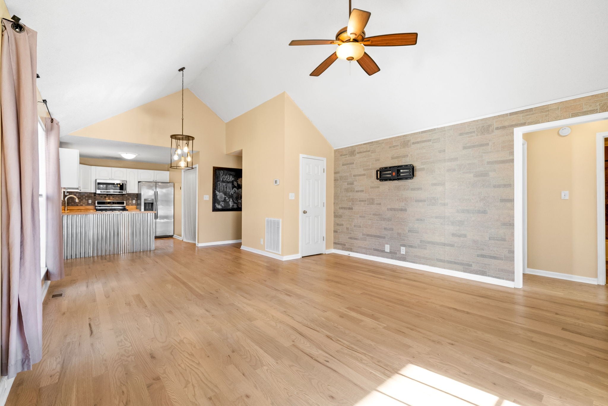 326 White Birch