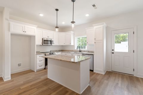 408 Hatcher Ln Columbia TN 38401