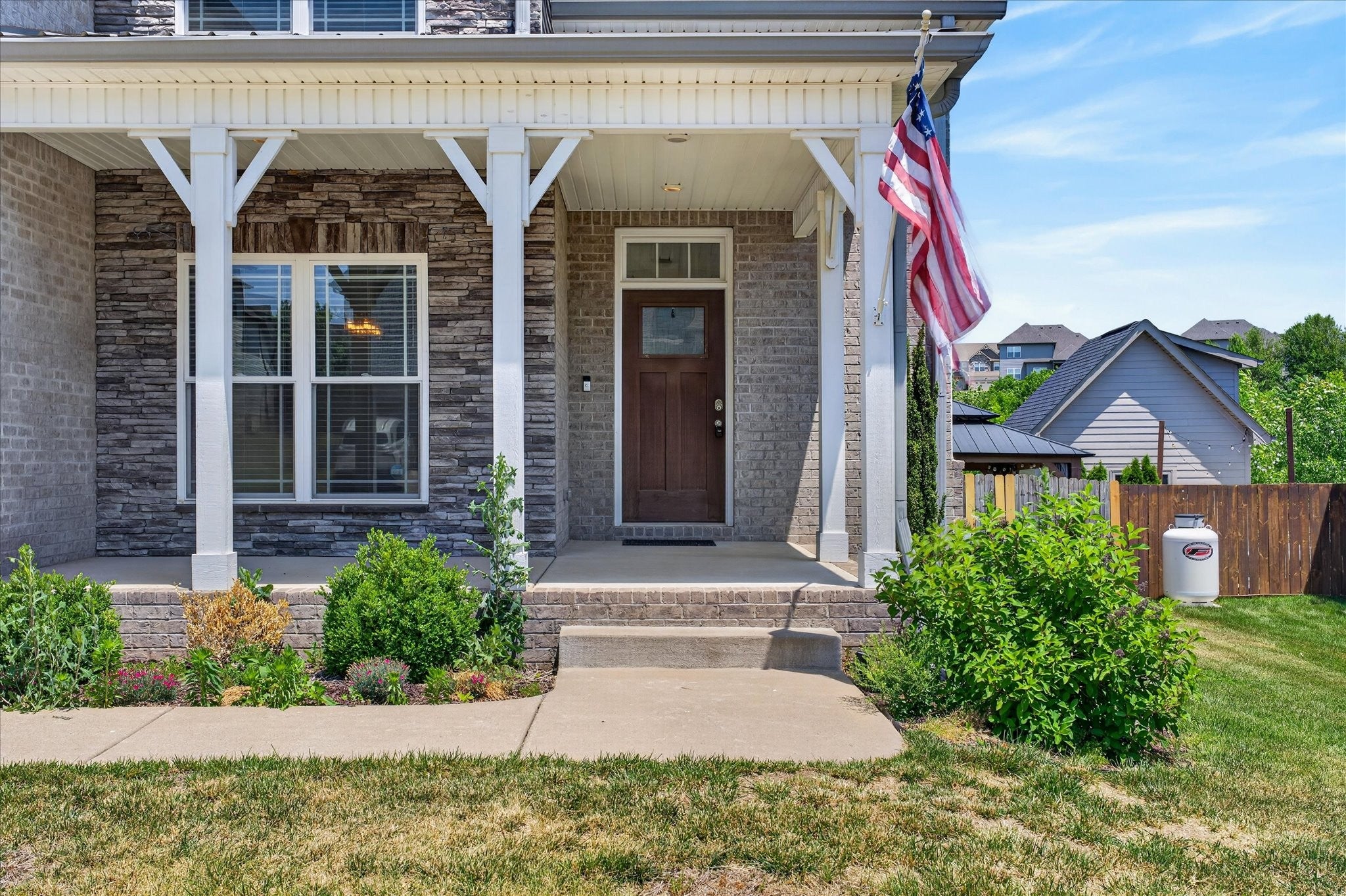 325 Piedmont Pl