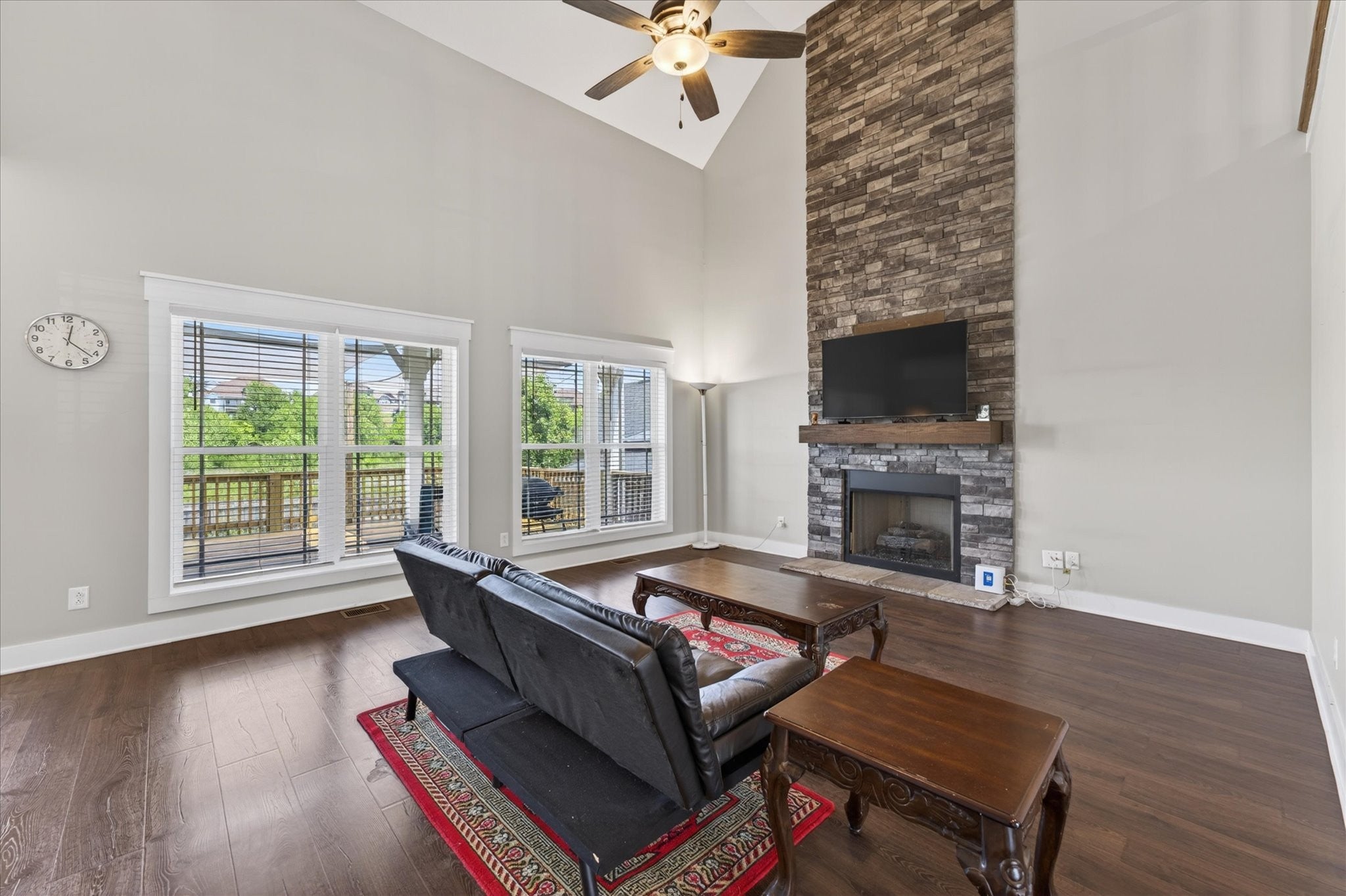 325 Piedmont Pl