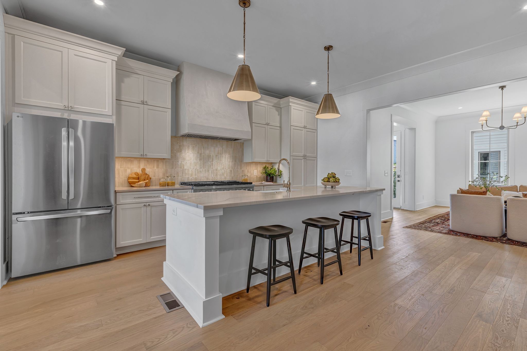View Nashville, TN 37209 house