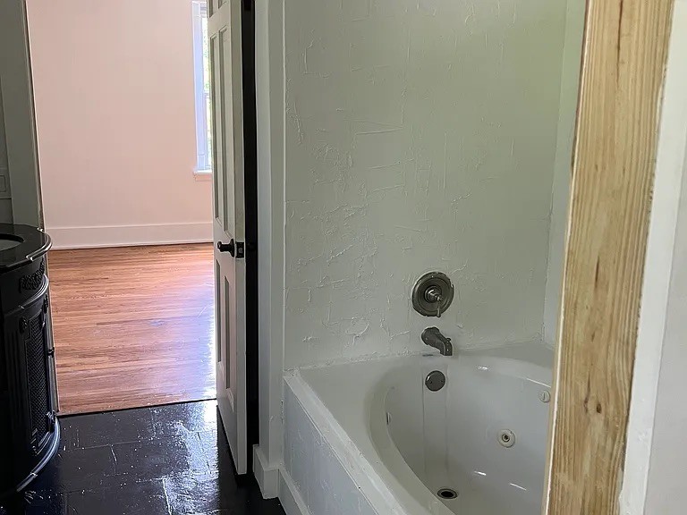 Nashville, Tennessee 37204, United States, 3 Bedrooms Bedrooms, ,2 BathroomsBathrooms,Residential,Active,170670