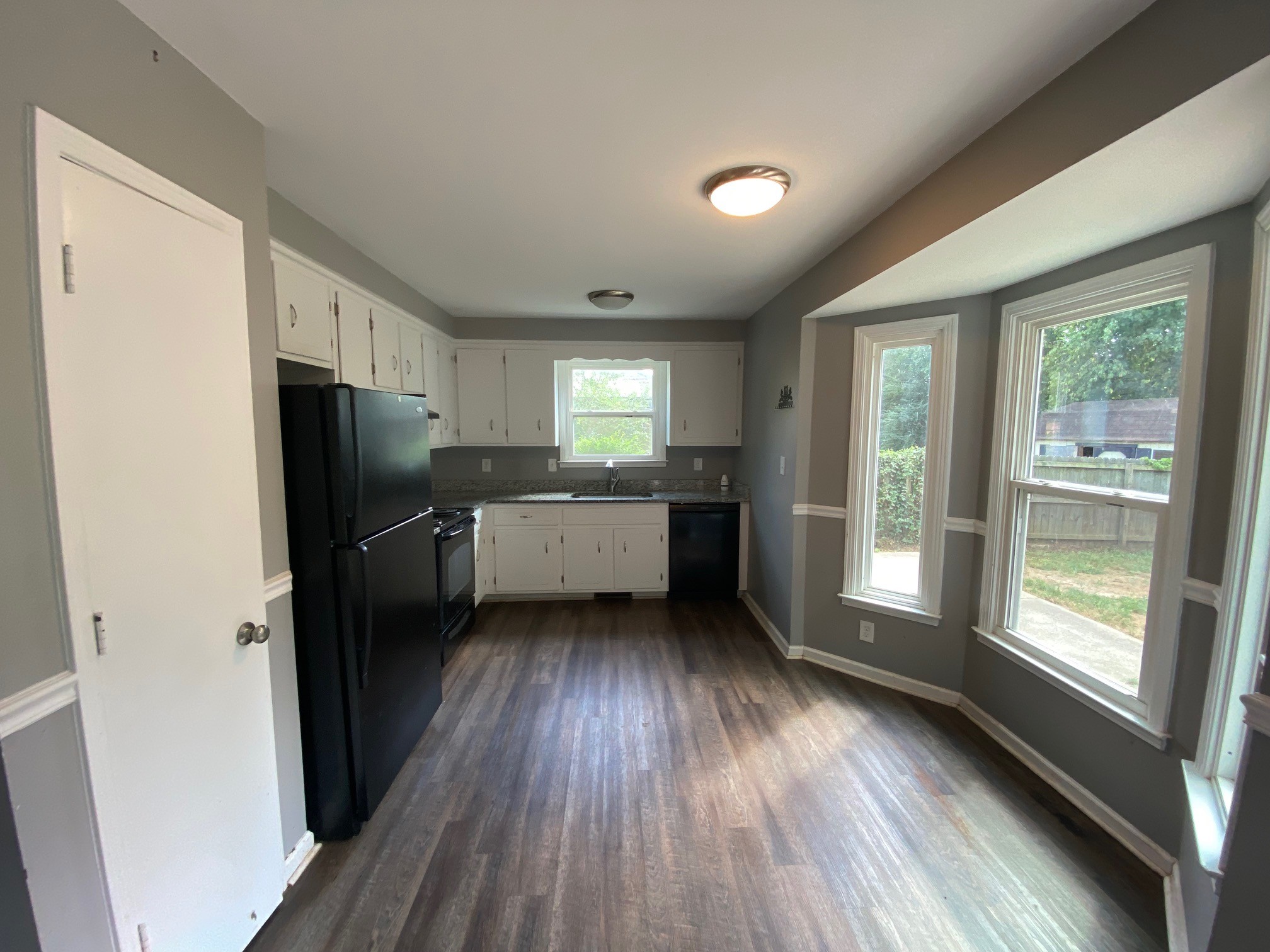 392 Roselawn Dr