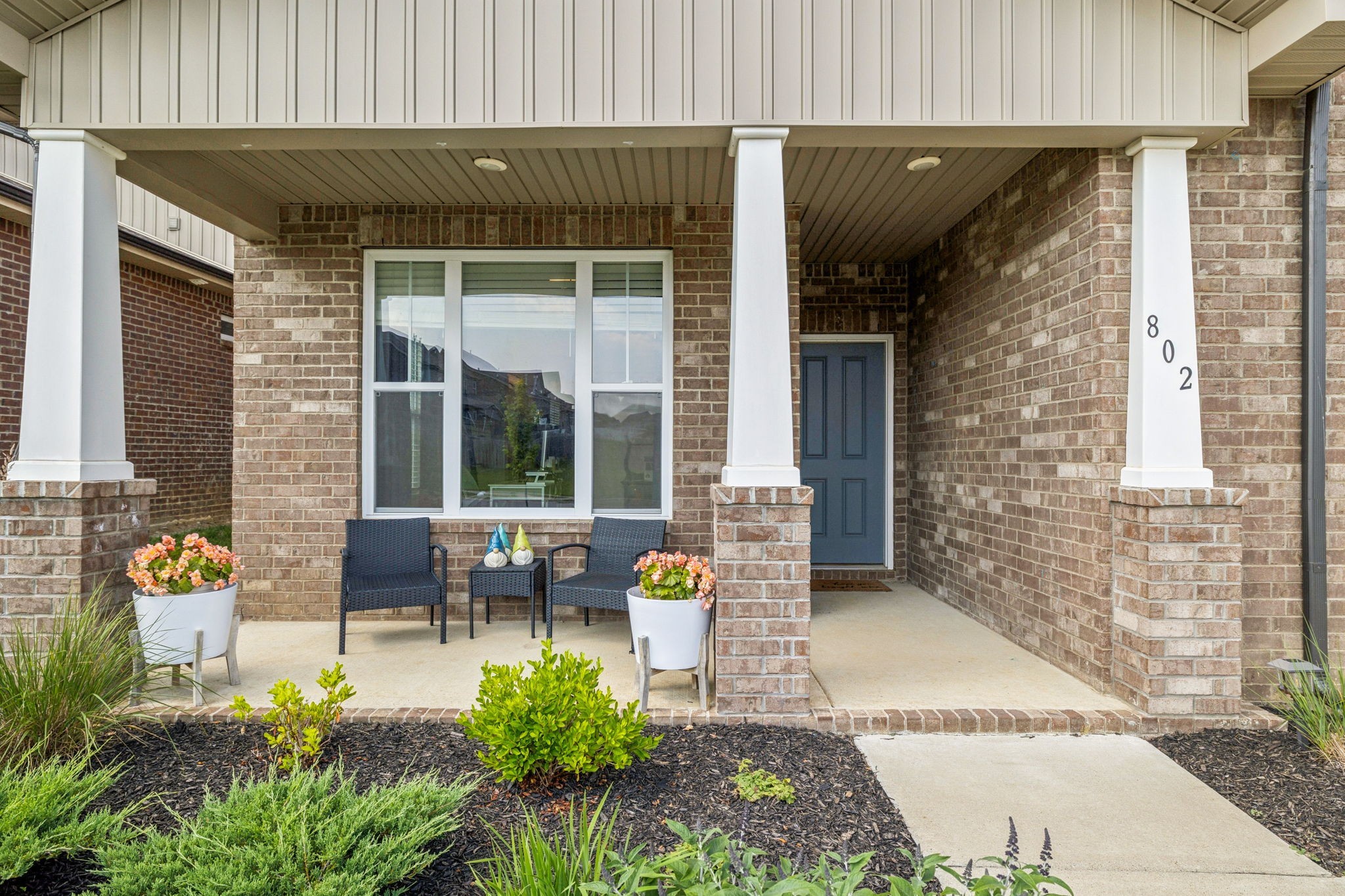 802 Carnation Dr