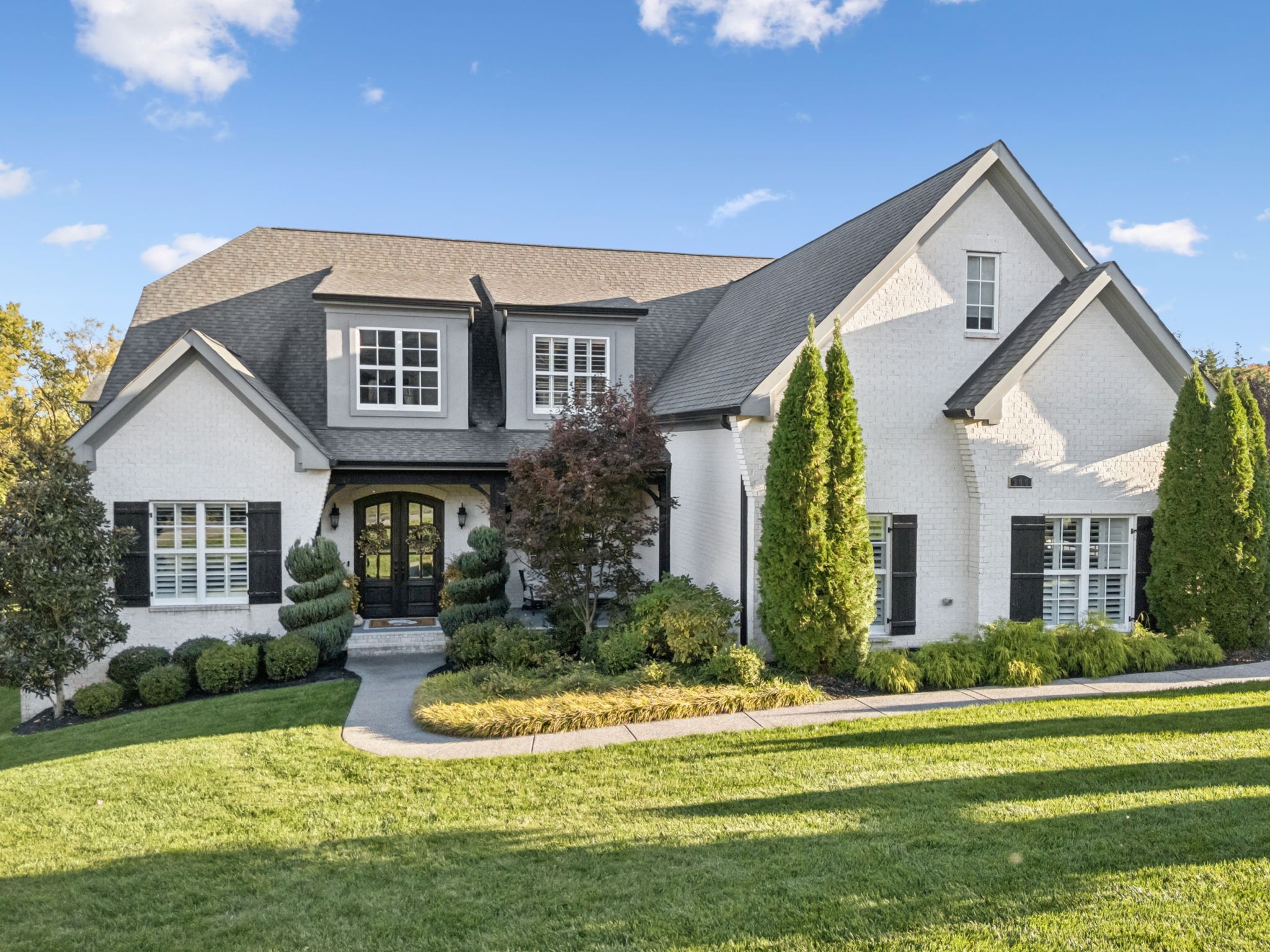 300 Belle Vista Ct