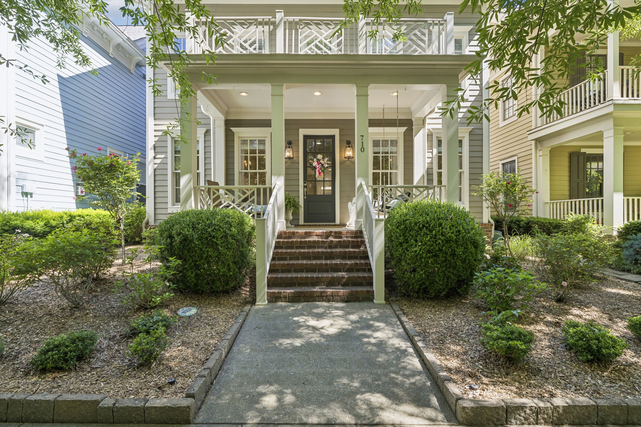710 Abbott Pl
