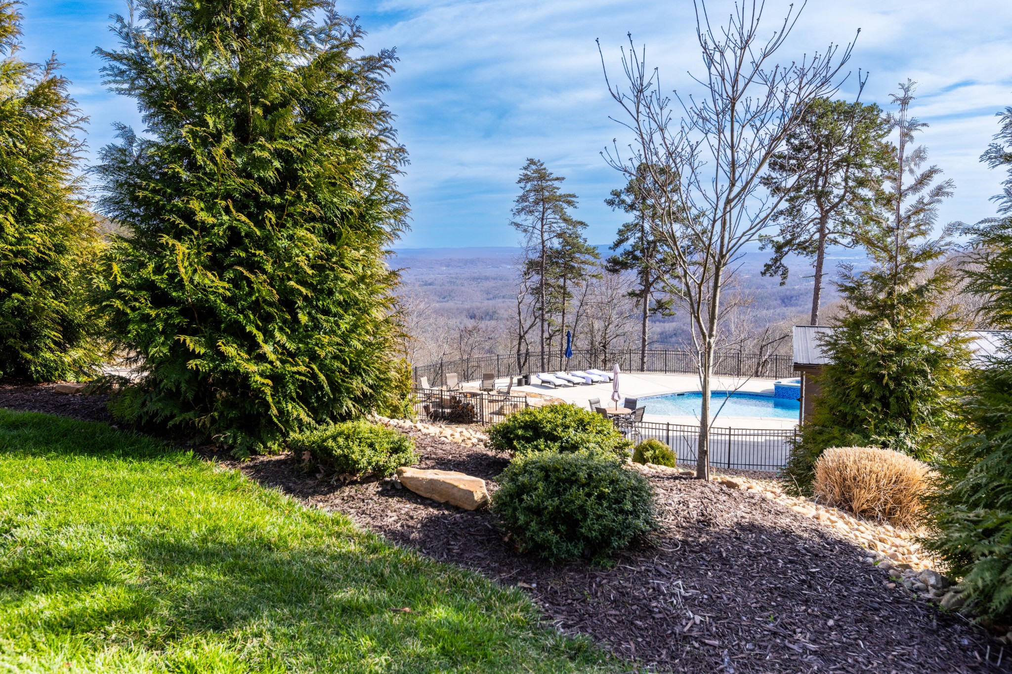 8008 Mountain Laurel Trail
