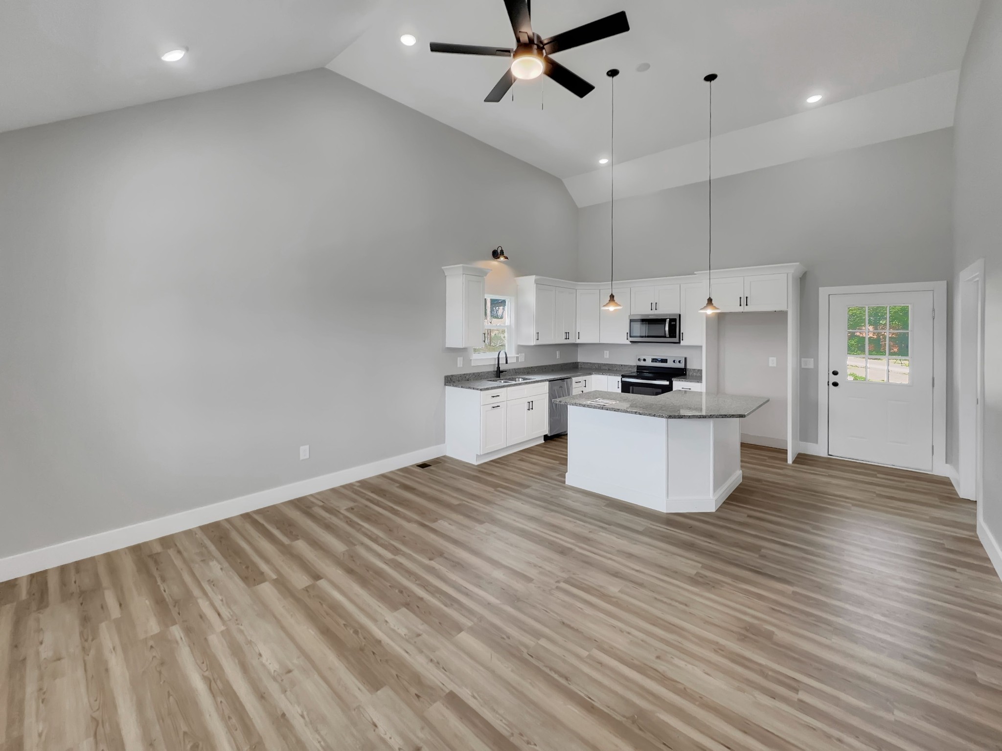 15 Sunset Court