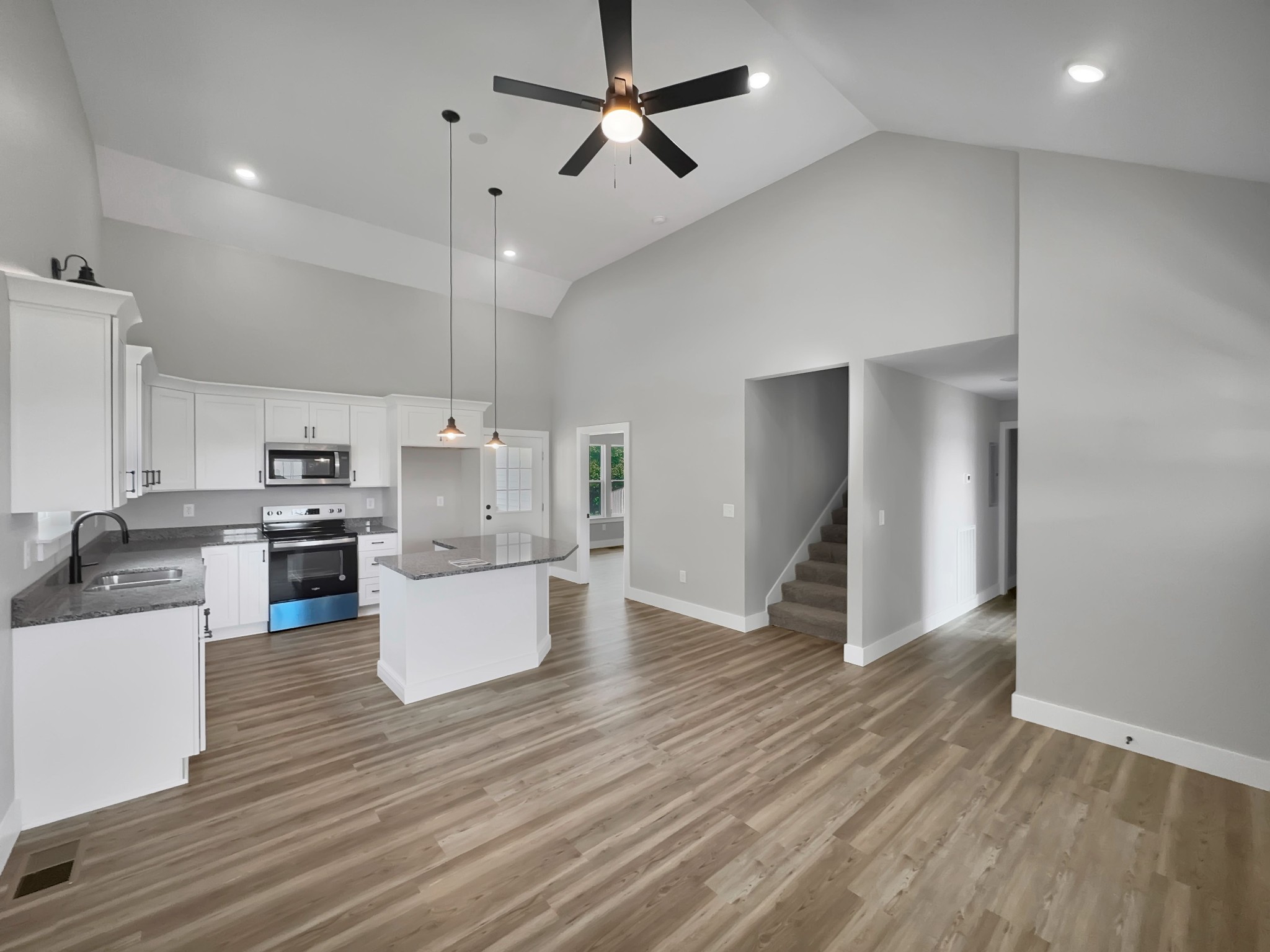 15 Sunset Court