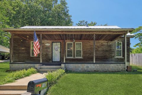 102 Nall Ave Centerville TN 37033
