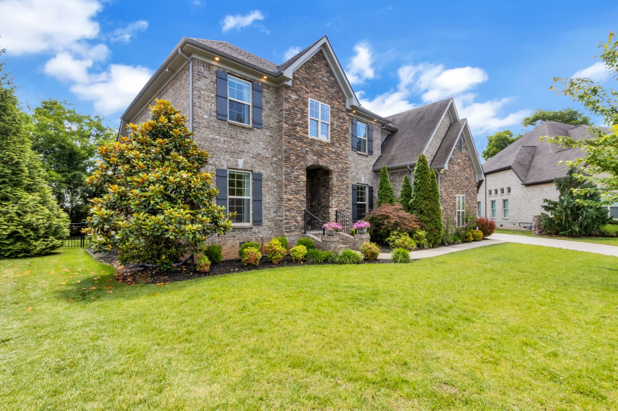 833 Stone Mill Cir