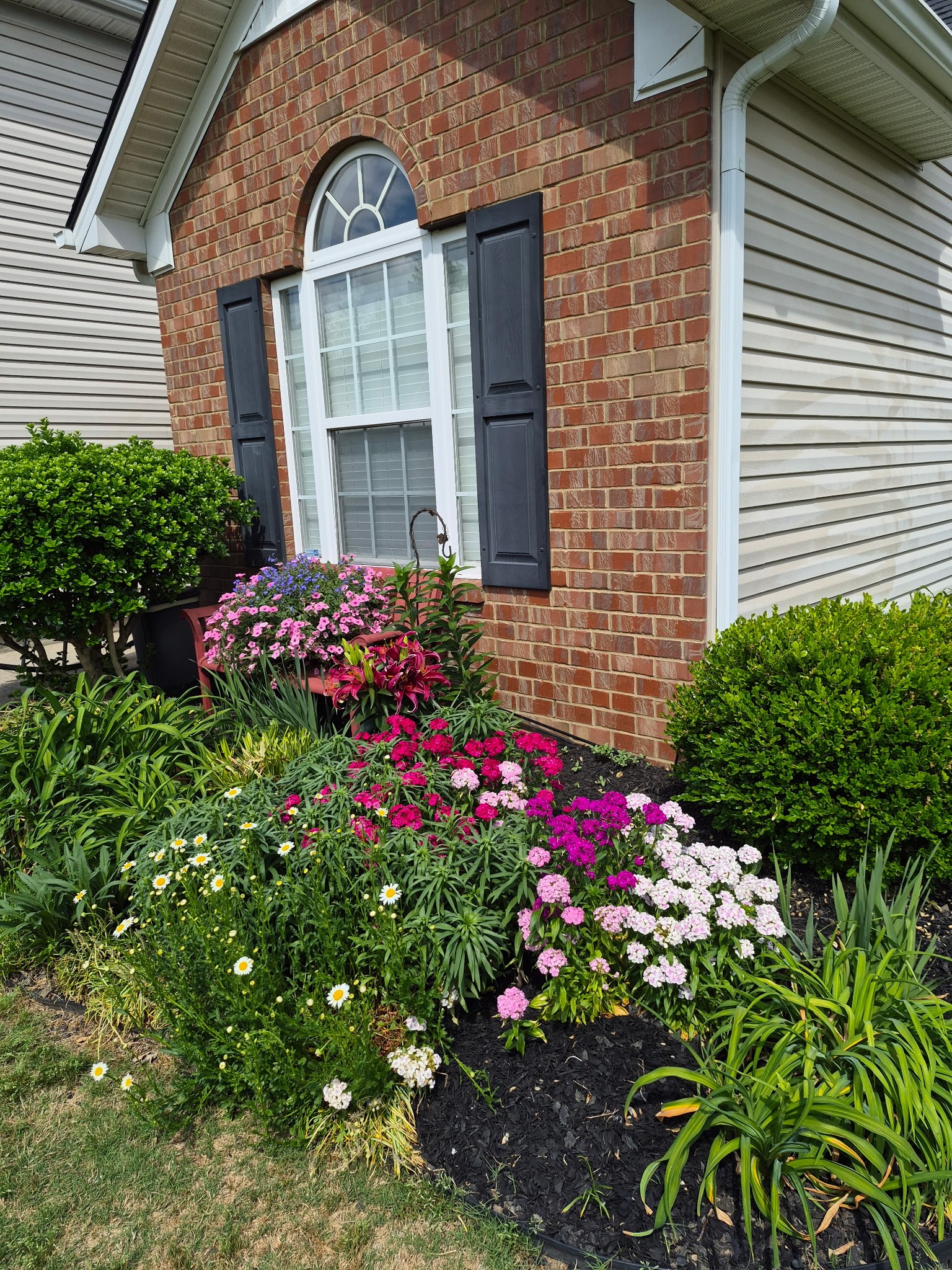 352 Sarava Ln