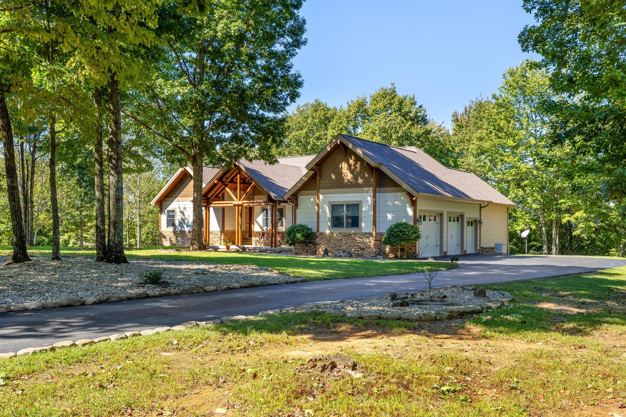 347 Tunnie Point