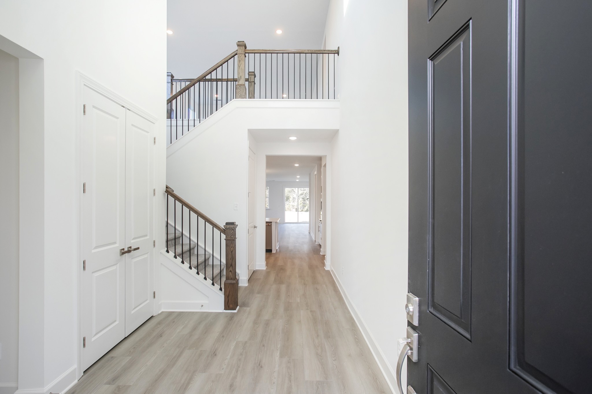 113 West Cassa Way