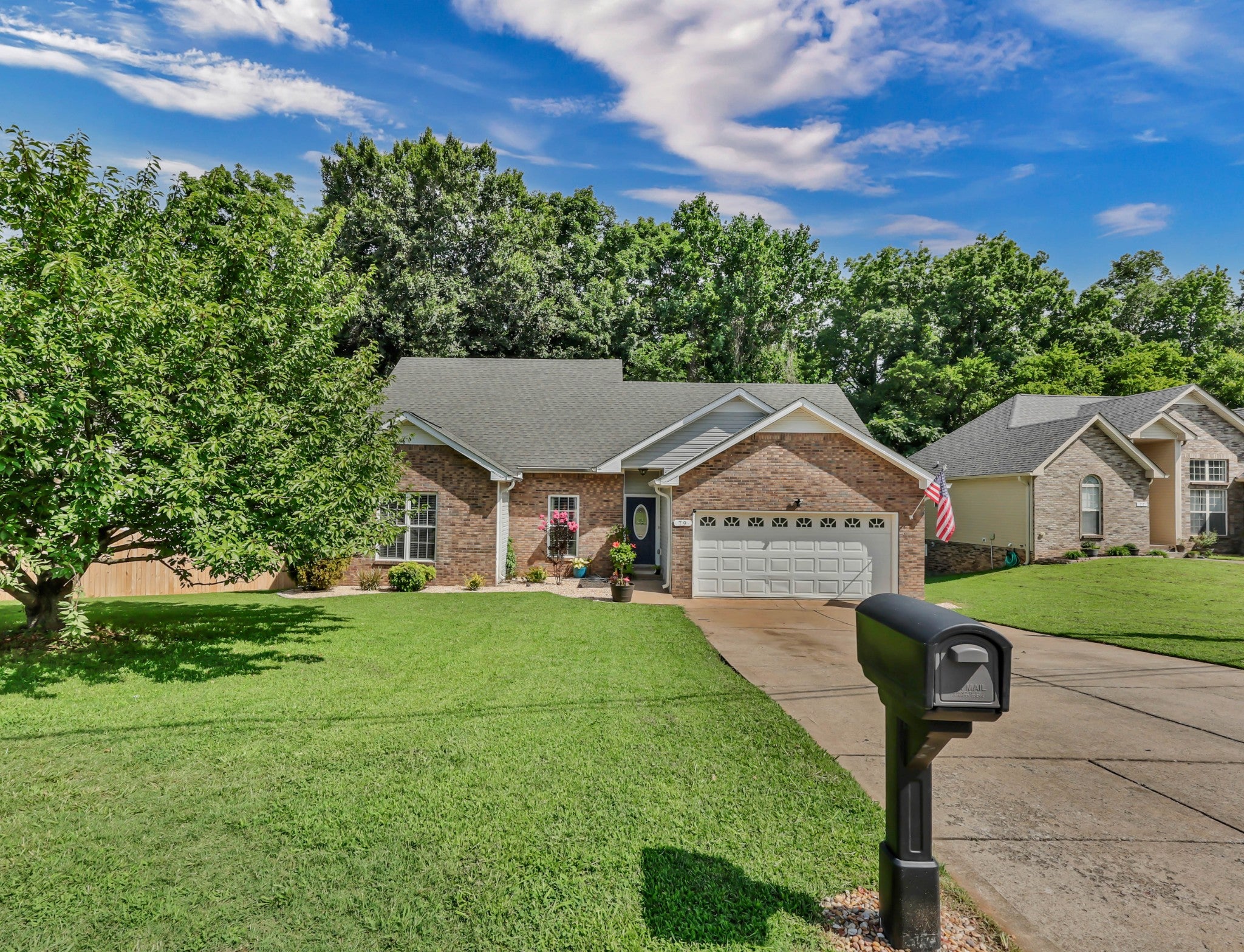 79 West Dr