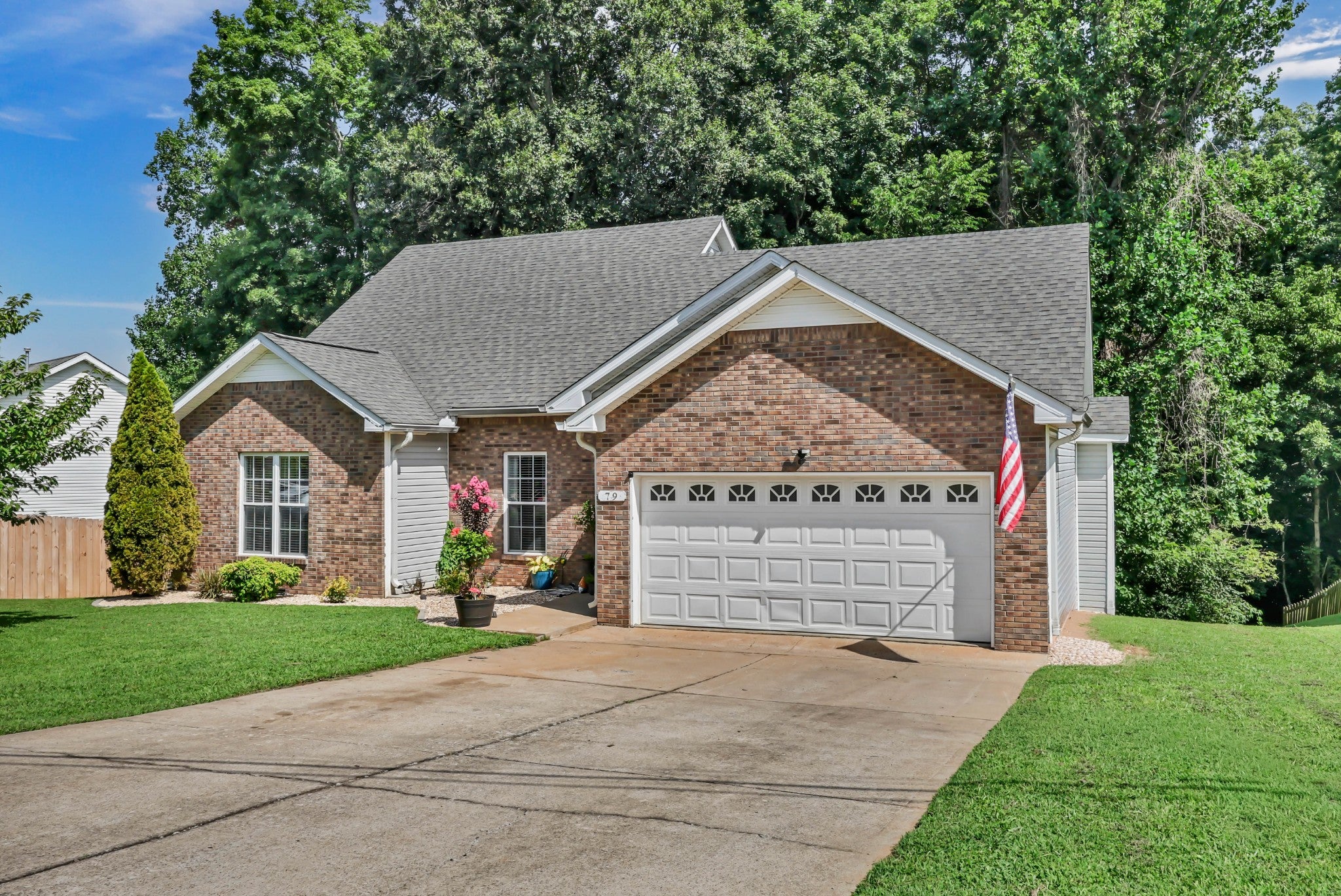79 West Dr